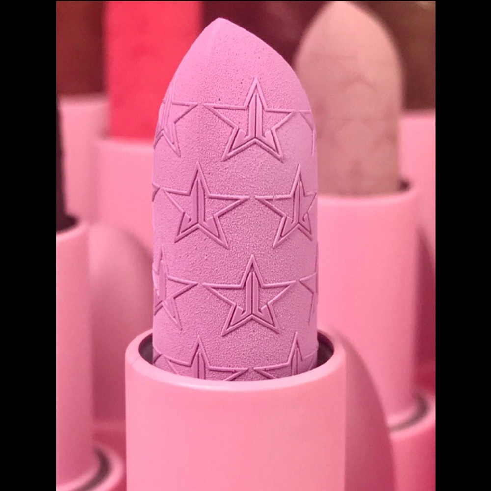 Jeffree Star | ‘Malibu Beach House’ Velvet Trap Lipstick | NiB pink beauty - Picture 3 of 15